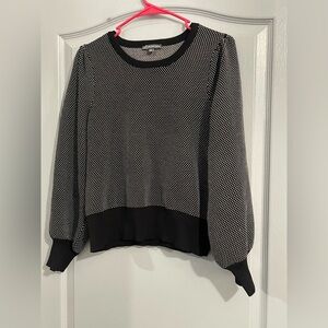 Adrianna Papell Black and White Knit Top size M